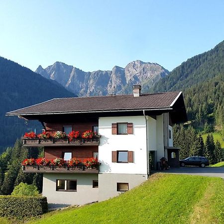 Haus Strieder - Obergail Apartment Liesing Bagian luar foto